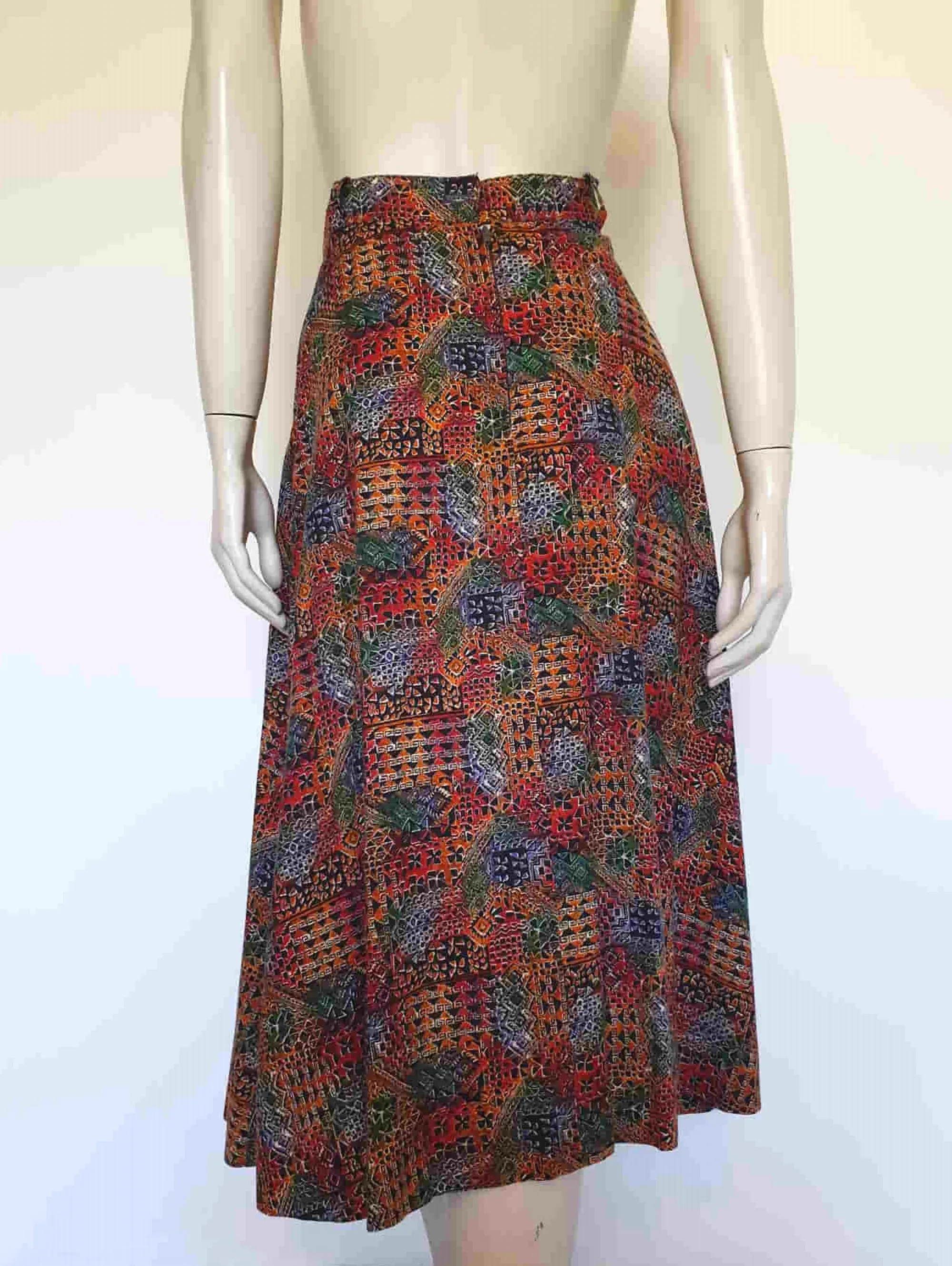 1970s Aztec Print Autumn Tone Pleated Skirt - M