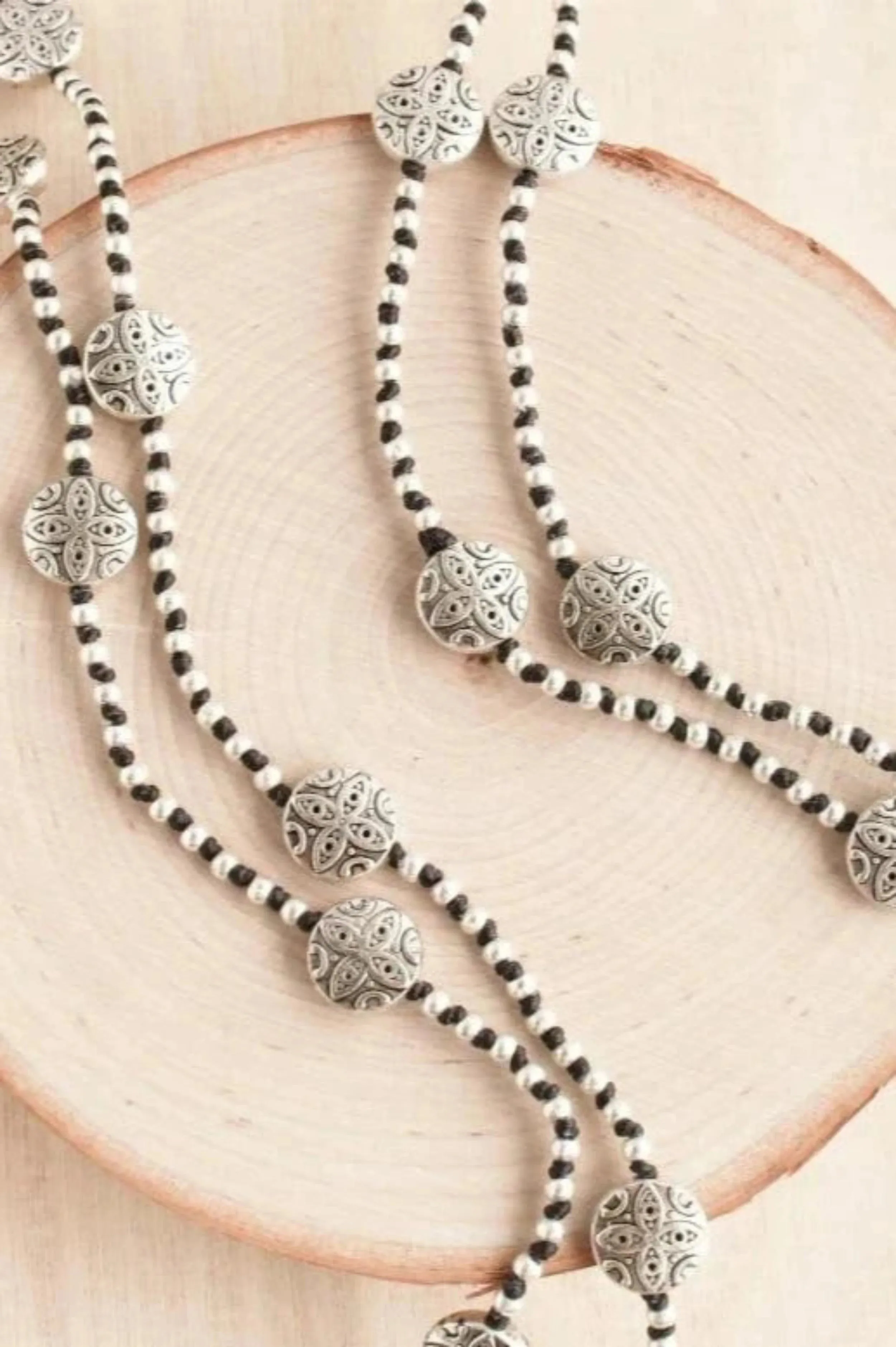 Arabesque Disc Layering Alloy Necklace