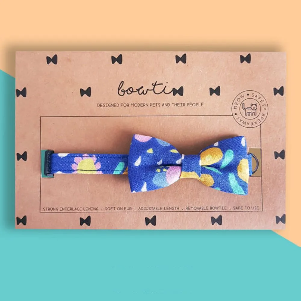 Bowtix Handmade Dog Collar With Removable Bowtie - Kukki Kukkii Clouds