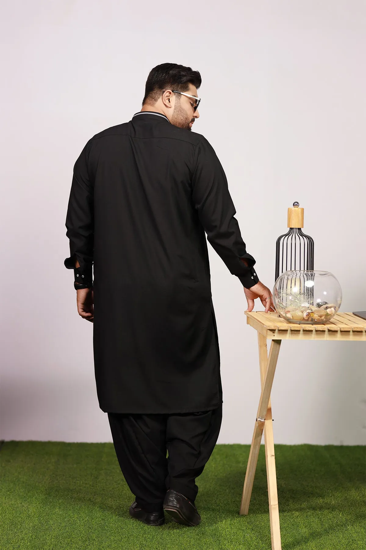 Ethnic Black Kurta Shalwar (Plus Size) - P22 - MKS004P