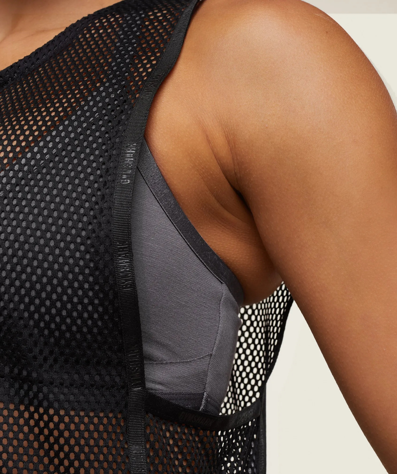 Gymshark everywear Cropped Mesh Tank - Black