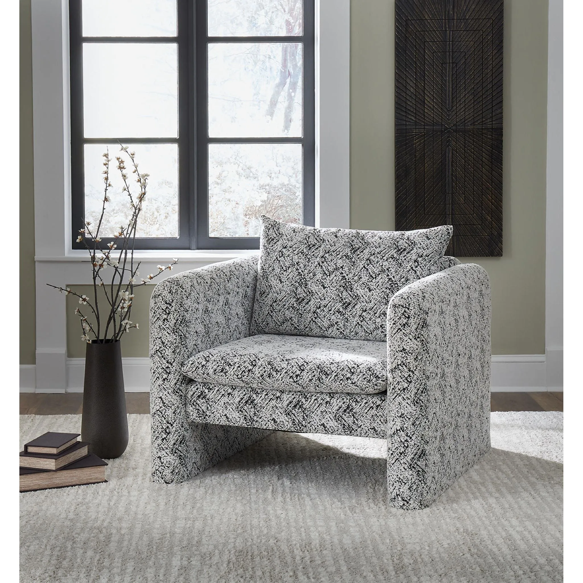 Kenbell Accent Chair