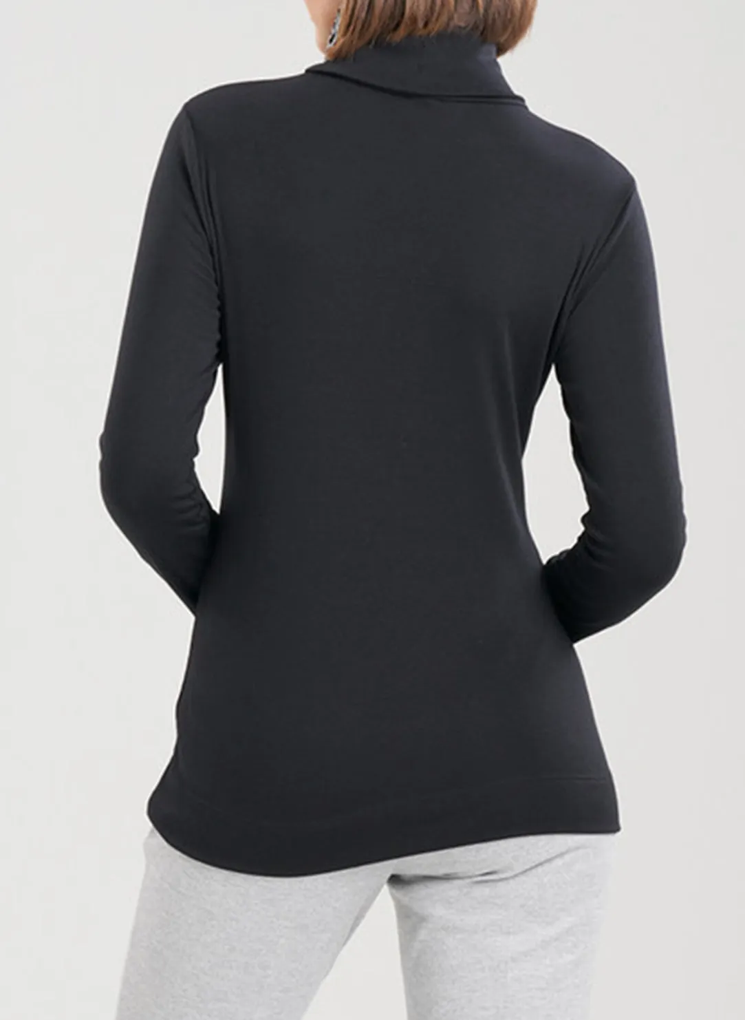 Layering Jersey Black Turtleneck