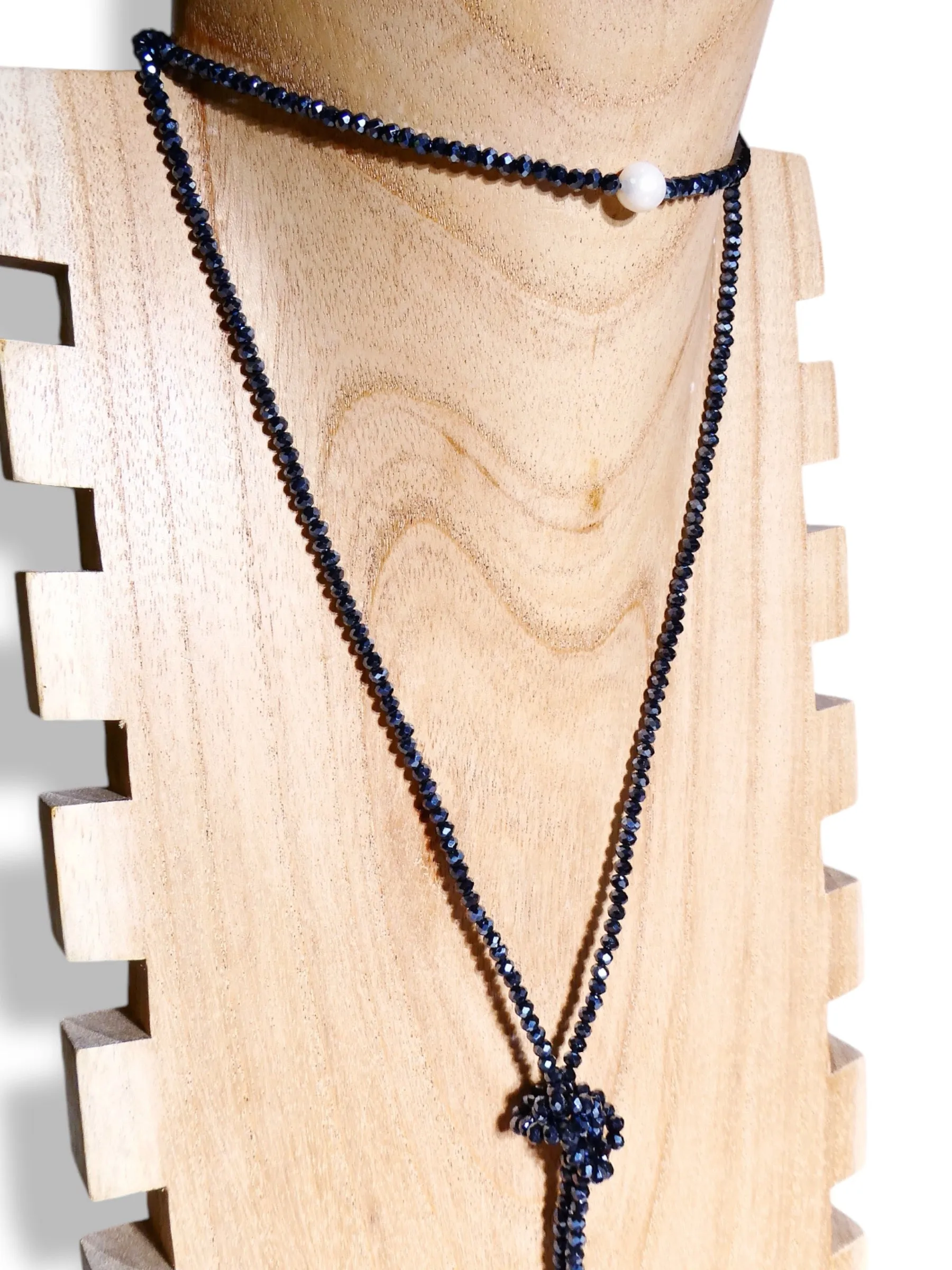 Long Navy Blue Crystal Beaded Lariat with Pearl Centerpiece Bead