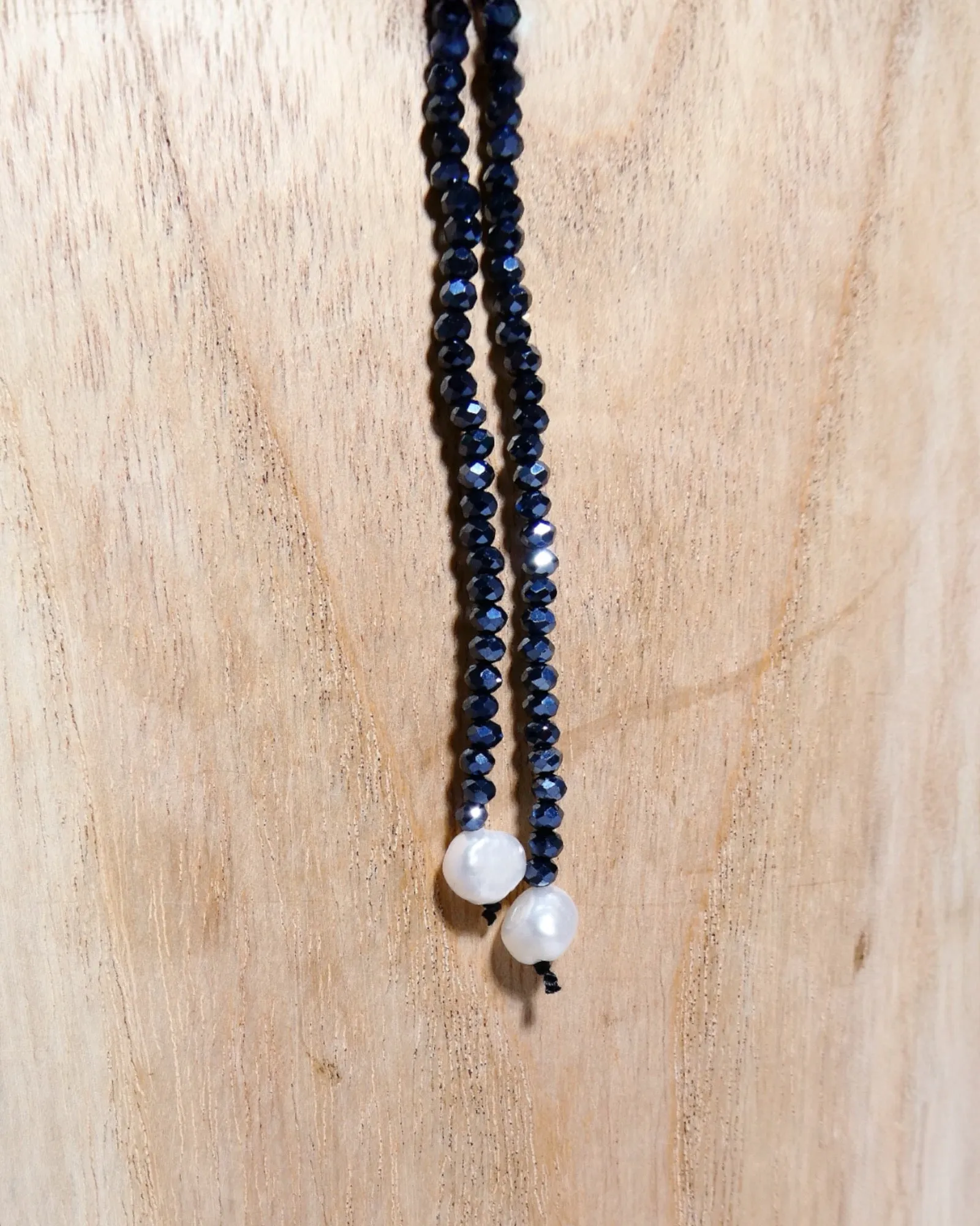 Long Navy Blue Crystal Beaded Lariat with Pearl Centerpiece Bead