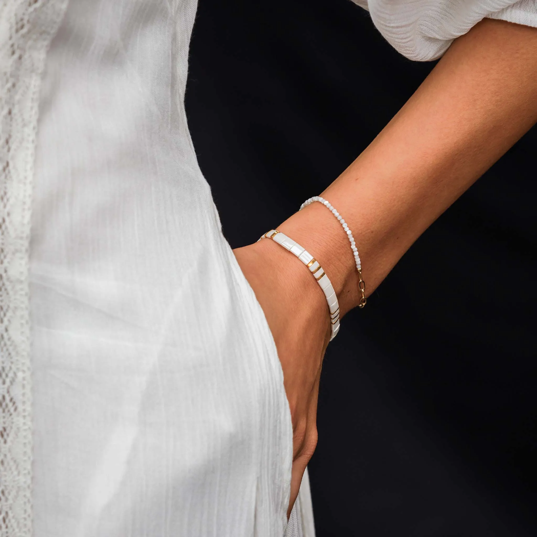 Shell White Layering Bracelet