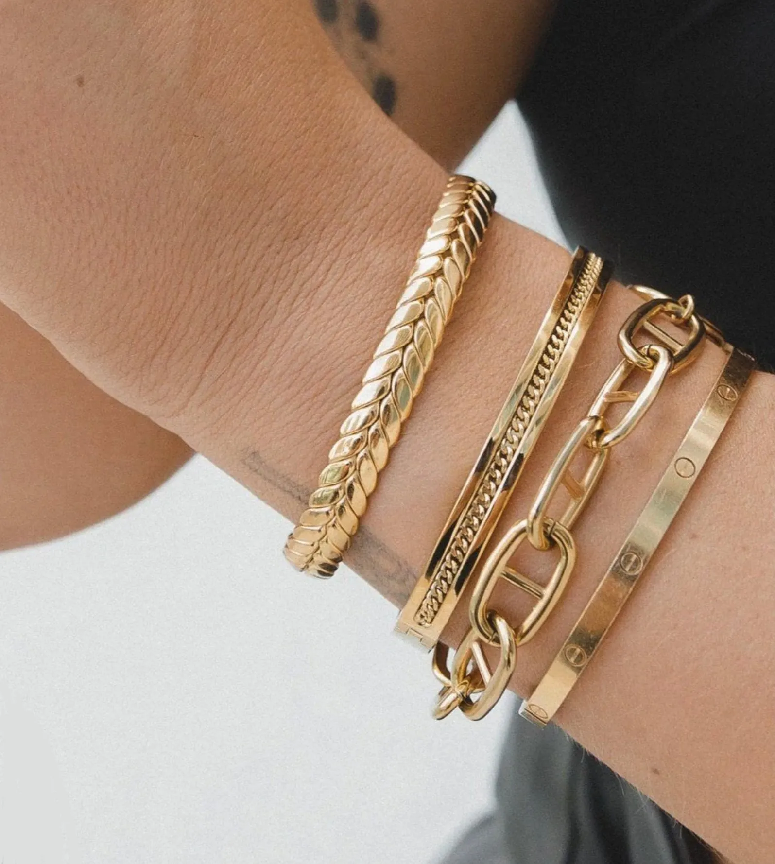 The Chain Stackable Bangle by SAHIRA