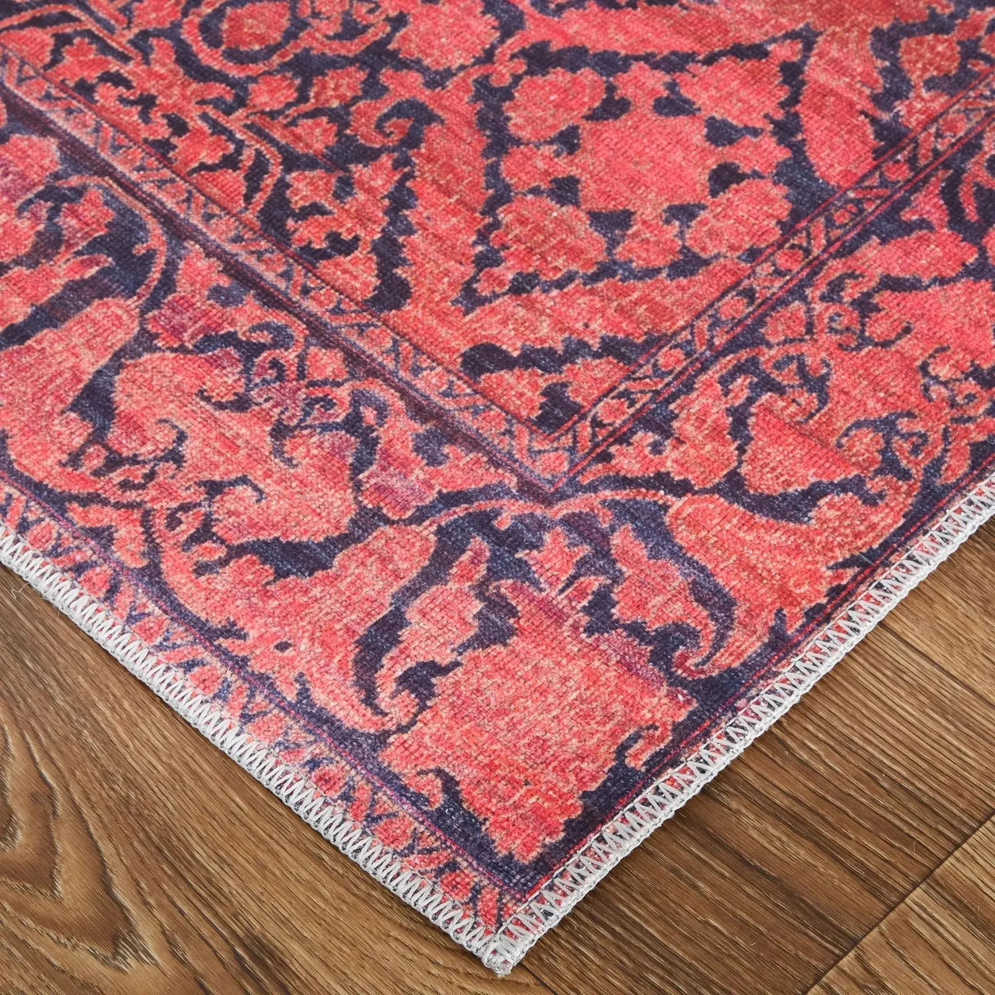 Voss VOS39H6F Red/Black Rug